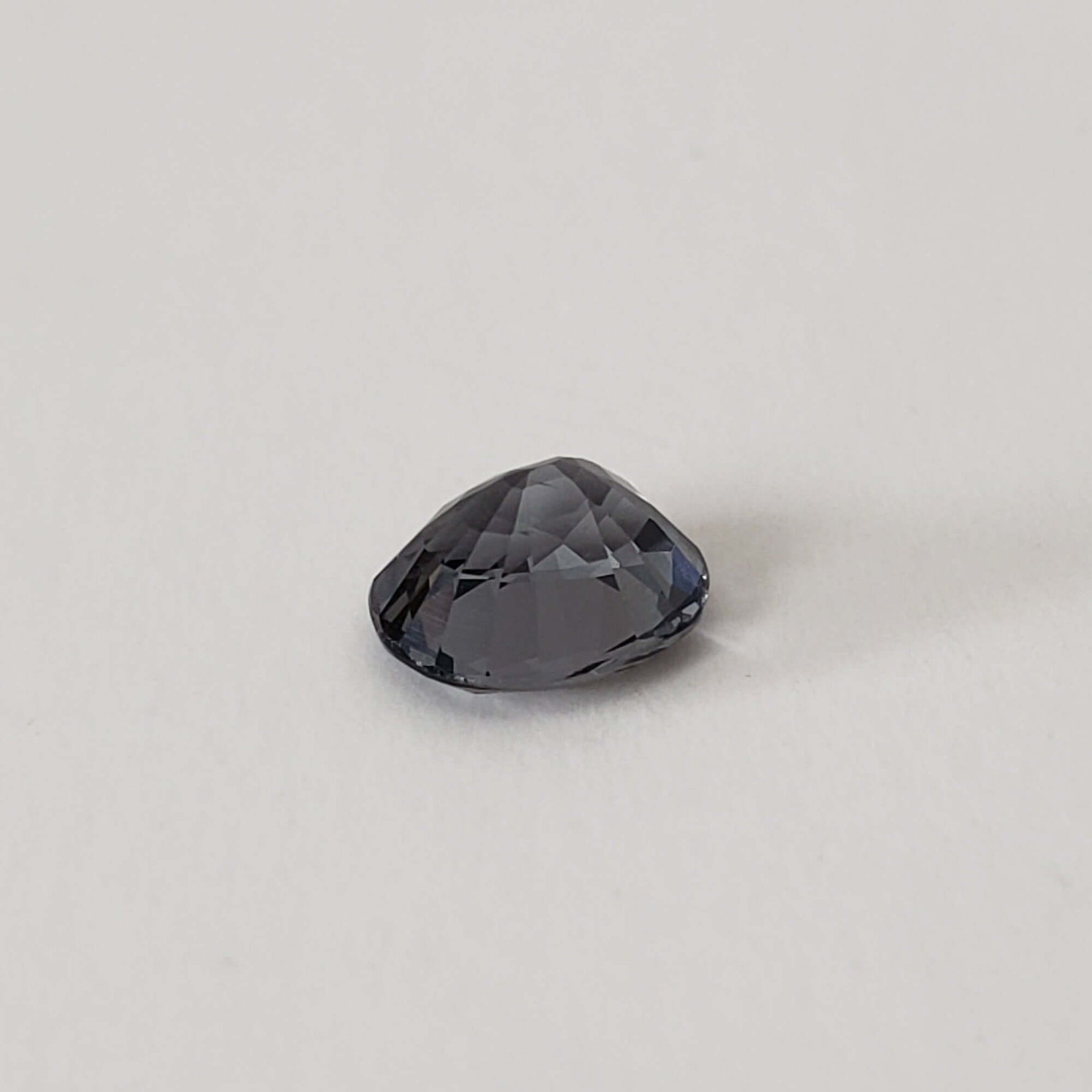  Spinel | Rare Titanium | Oval Cut | 7X6 mm 