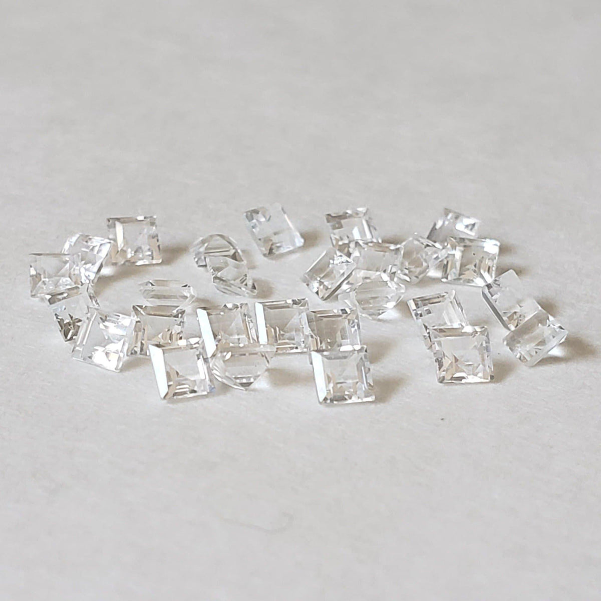 Topaz | Square Cut | White | 3mm