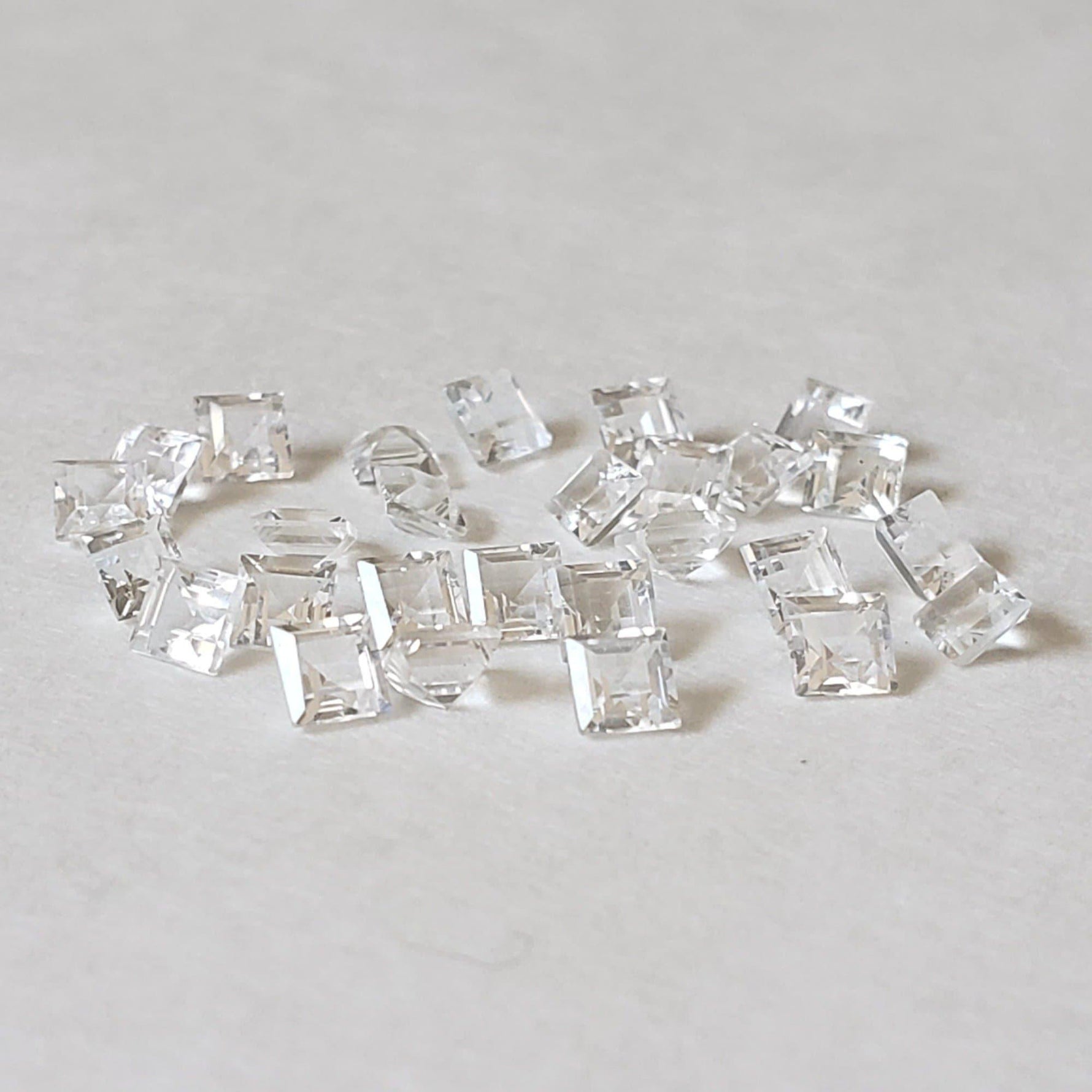 Topaz | Square Cut | White | 3mm