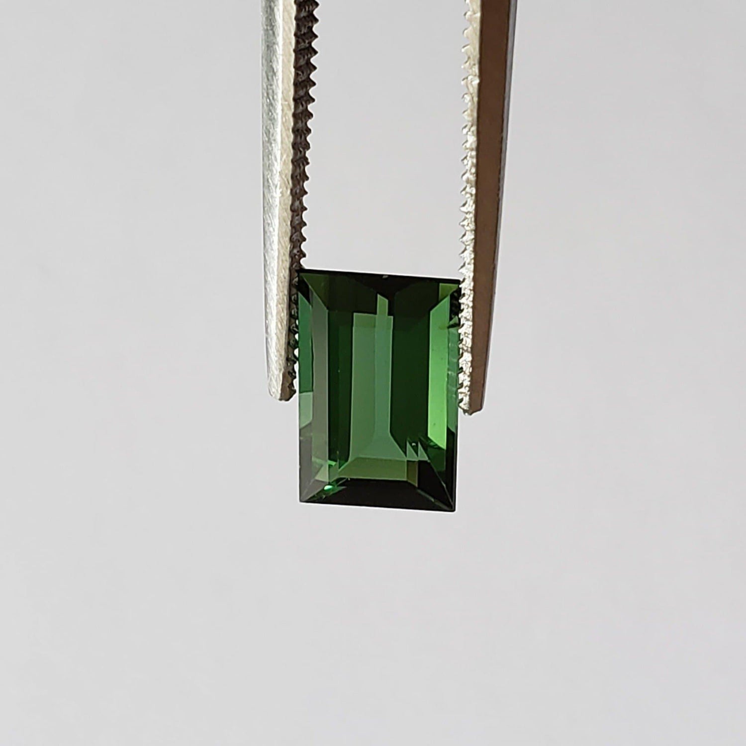 Tourmaline | Baguette Cut | Neon Green | 8.8x5mm 1.69ct