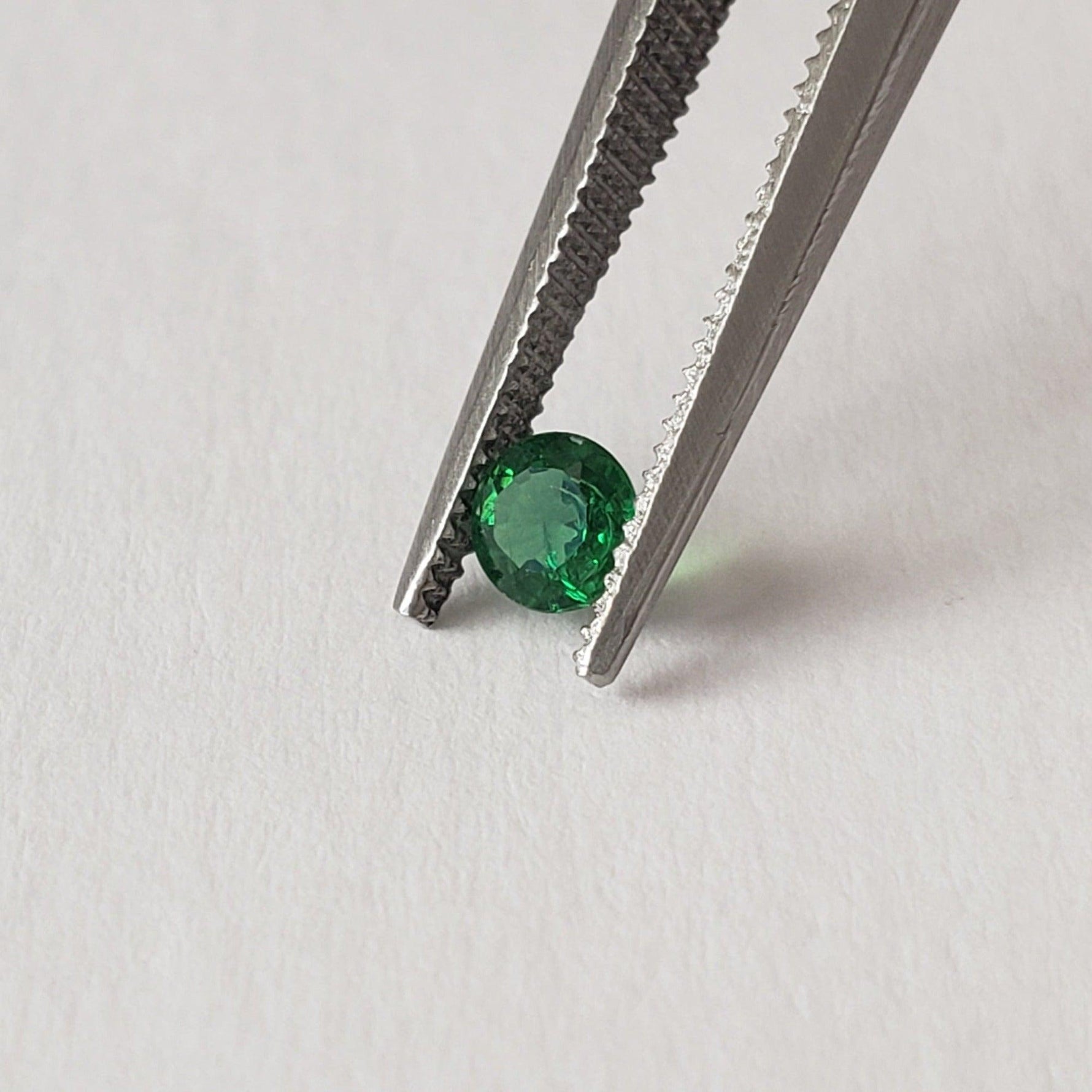  Tsavorite | Round Cut | Emerald Green | 3.5mm 0.20ct | Africa 