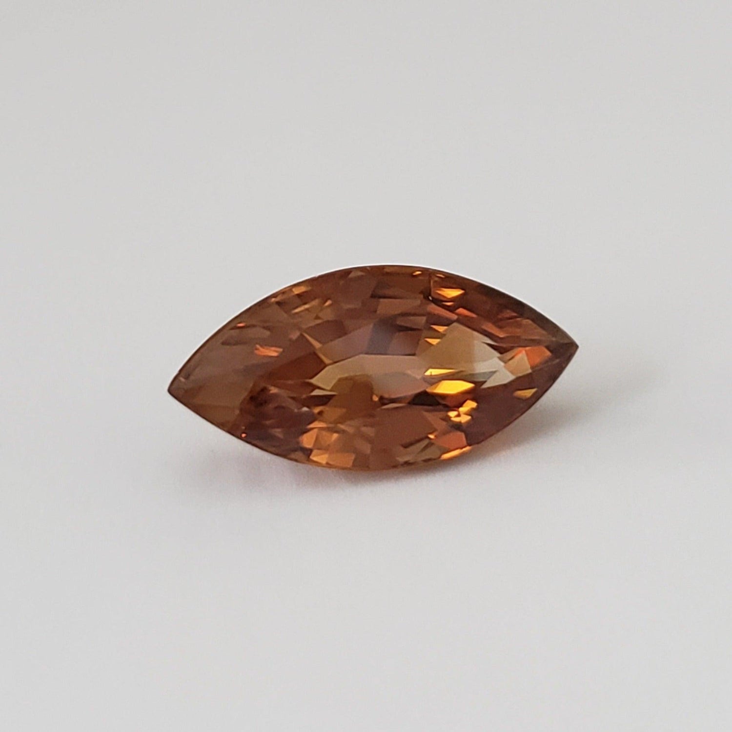  Zircon | Marquise Cut | Imperial Orange | 16x7.5mm 5.90Ct | Vietnam 