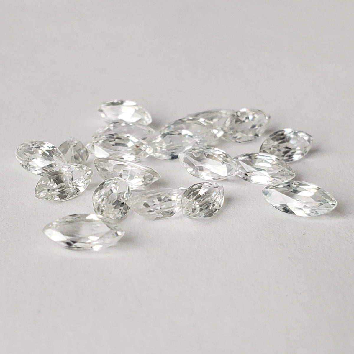 Zircon | Marquise Cut | White | 7x3.5mm