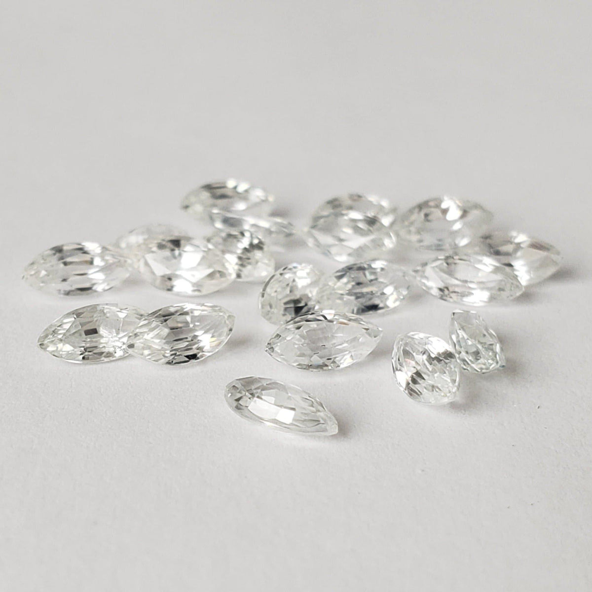 Zircon | Marquise Cut | White | 7x3.5mm