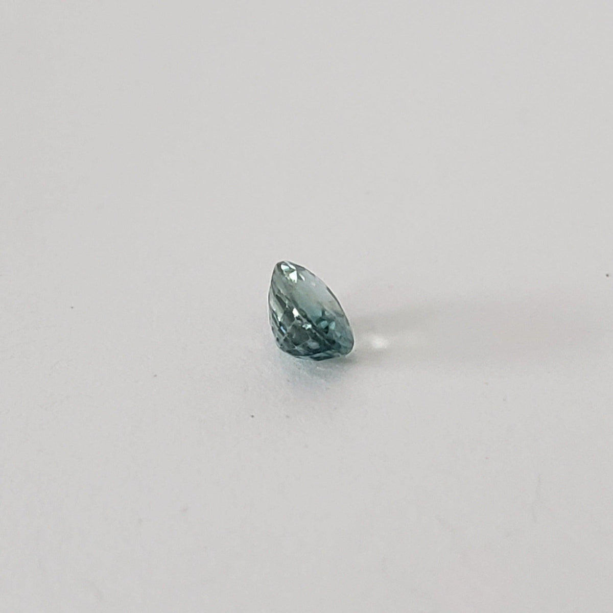 Zircon | Oval Cut | Blue | 6x4mm 0.85ct | Cambodia