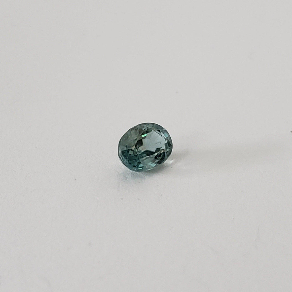 Zircon | Oval Cut | Blue | 6x4mm 0.85ct | Cambodia