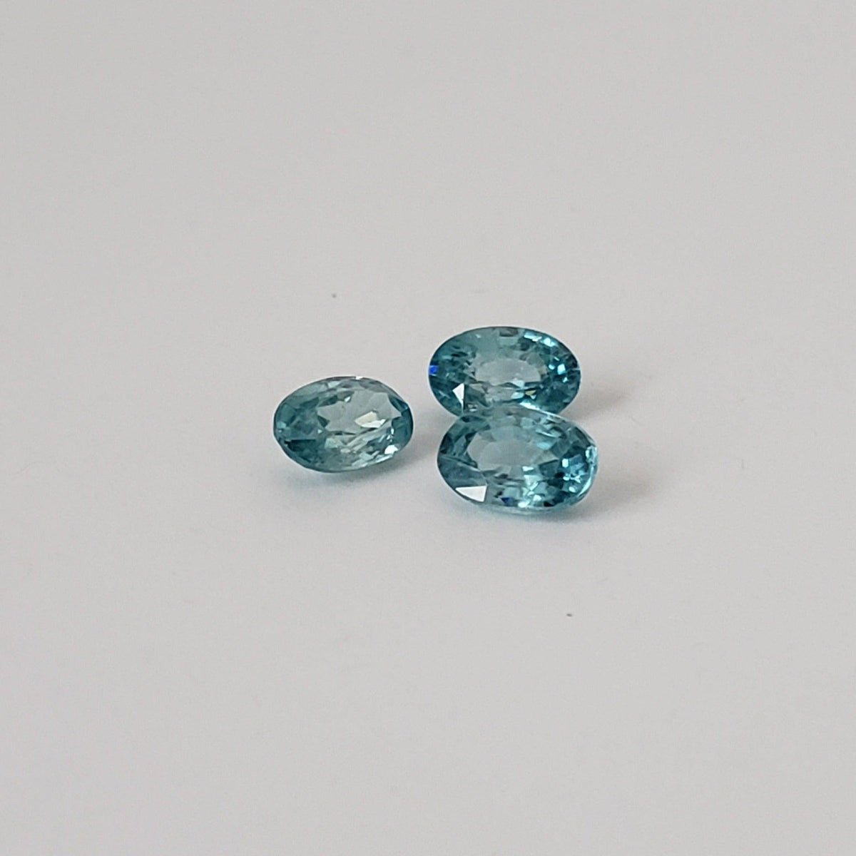  Zircon | Oval Cut | Blue | 6x4mm | Cambodia 