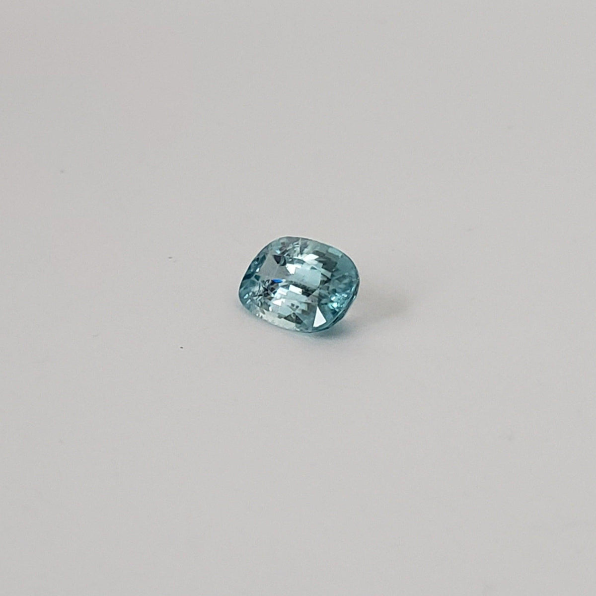  Zircon | Oval Cut | Blue | 8x5.6mm 1.85ct | Cambodia 