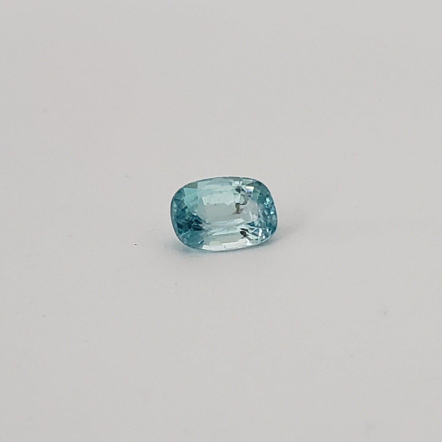 Zircon | Oval Cut | Blue | 8x5.6mm 1.85ct | Cambodia | Canagem.com