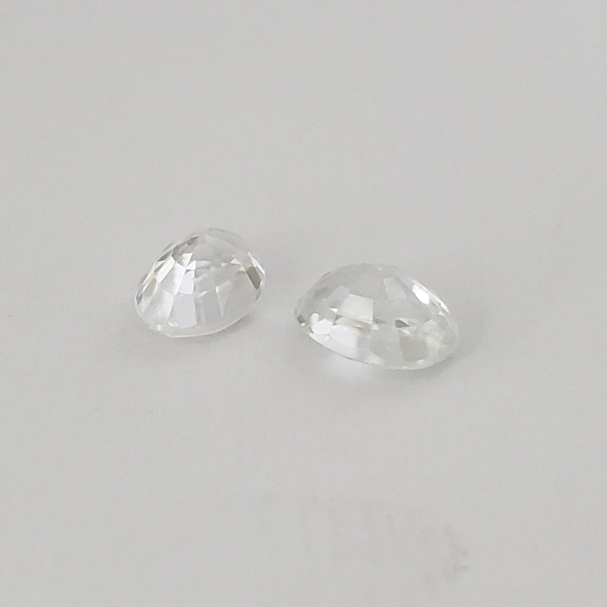  Zircon Pair | Oval Cut | White | 7x5 mm | Africa 